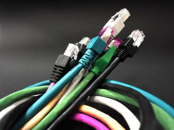 broadband-cables_1.jpg
